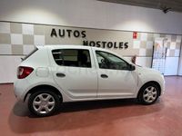 Usado Dacia Sandero Lauréate 75 CV (55 kW) 2014 Blanco Berlina