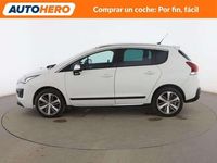 Usado Peugeot 3008 Allure 120 CV (88 kW) 2016 Blanco Monovolumen