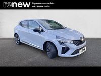 Usado Renault Clio V Techno 100 CV (73 kW) 2025 Gris Berlina