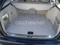 Usado Mercedes C220 Classic 150 CV (110 kW) 2005 Negro Familiar