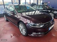 Usado VW Passat Sportline 241 CV (177 kW) 2017 Granate Berlina