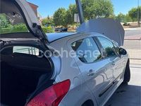 Usado Peugeot 308 120 CV (88 kW) 2010 Gris / plata Berlina