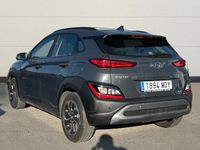 Usado Hyundai Kona 141 CV (103 kW) 2023 Gris / plata SUV