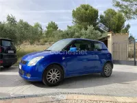 Usado Suzuki Swift GL 69 CV (50 kW) 2006 Azul Utilitario
