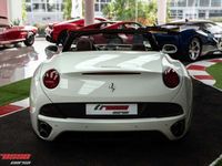 Usado Ferrari California 489 CV (359 kW) 2013 Blanco Descapotable