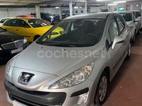 Usado Peugeot 308 Active 92 CV (67 kW) 2011 Gris / plata Berlina