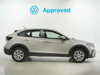 Usado VW Taigo Life 110 CV (80 kW) 2023 Gris / plata SUV