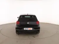 Usado VW Polo Advance 95 CV (69 kW) 2019 Negro Utilitario