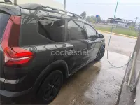 Usado Dacia Jogger Extreme 100 CV (73 kW) 2022 Negro Monovolumen