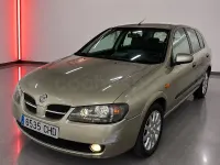 Usado Nissan Almera Acenta 98 CV (72 kW) 2003 Beige Berlina