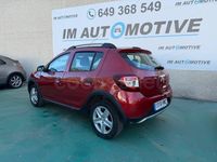 Usado Dacia Sandero Stepway 90 CV (66 kW) 2014 Granate Berlina