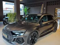 Usado Audi RS3 Sport 400 CV (294 kW) 2023 Gris / plata Berlina