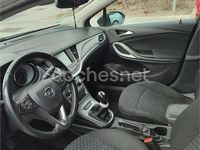 Usado Opel Astra Dynamic 110 CV (80 kW) 2018 Blanco Berlina