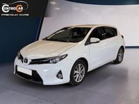 Usado Toyota Auris Active 132 CV (97 kW) 2015 Blanco Berlina