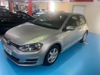 Usado VW Golf VII Edition 105 CV (77 kW) 2014 Gris / plata Berlina