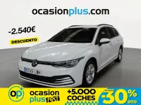 Usado VW Golf VIII Life 110 CV (80 kW) 2022 Blanco Familiar