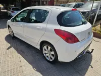 Usado Peugeot 308 Sport 90 HP (66 kW) 2010 Branco Citadino
