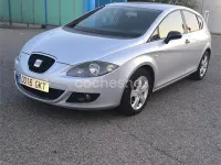 Usado Seat Leon Reference 105 CV (77 kW) 2009 Gris / plata Utilitario