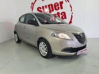 Usado Lancia Ypsilon Platinum 85 CV (62 kW) 2011 Gris / plata Utilitario