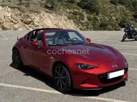 Usado Mazda MX5 Exclusive-Line 184 CV (135 kW) 2025 Rojo Descapotable