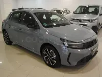 Usado Opel Corsa 100 CV (73 kW) 2025 Gris / plata Utilitario