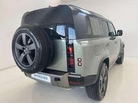 Usado Land Rover Defender SE Dynamic 249 HP (183 kW) 2025 Verde SUV