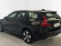 Usado Volvo V60 CC Plus 2025 Negro Familiar