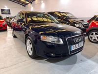 Usado Audi A4 140 CV (102 kW) 2005 Azul Familiar