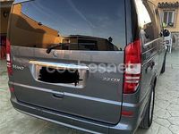 Usado Mercedes Viano 150 CV (110 kW) 2011 Gris / plata Monovolumen