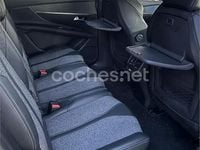 Usado Peugeot 5008 Allure 130 CV (95 kW) 2017 Blanco Monovolumen