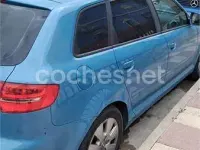 Usado Audi A3 Sportback Attraction 105 CV (77 kW) 2010 Azul Utilitario