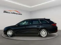 Usado Seat Leon Style 150 CV (110 kW) 2022 Negro Familiar
