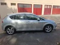 Begagnad Seat Leon Reference 105 HK (77 kW) 2010 Grå Halvkombi