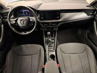 Usado Skoda Scala Ambition 116 CV (85 kW) 2024 Azul Utilitario