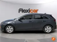 Usado Kia Ceed 136 CV (100 kW) 2023 Gris Utilitario