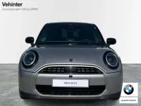 Usado Mini Cooper Essential 114 kW (156 CV) 2025 Plateado Utilitario