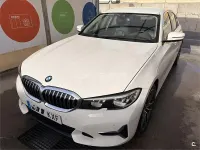 Usado BMW 320 Comfort Edition 184 CV (135 kW) 2019 Blanco Berlina