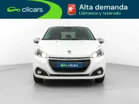Usado Peugeot 208 Active 82 CV (60 kW) 2019 Blanco Utilitario