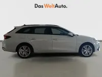 Usado Seat Leon FR 116 CV (85 kW) 2025 Blanco