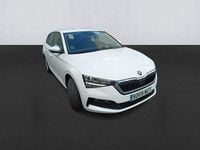 Usado Skoda Scala Ambition 110 CV (80 kW) 2022 Blanco Utilitario