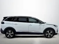 Usado Peugeot 5008 GT 130 CV (95 kW) 2023 Blanco SUV
