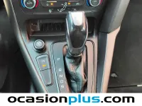 Usado Ford Focus ST-Line 125 CV (91 kW) 2017 Blanco Utilitario