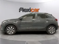 Usado Kia Stonic 101 CV (74 kW) 2021 Gris SUV