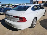 Usado Volvo S90 Momentum 190 CV (139 kW) 2019 Blanco Berlina