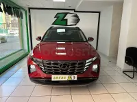 Usado Hyundai Tucson 136 CV (100 kW) 2023 Granate SUV