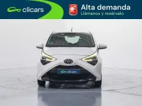 Usado Toyota Aygo X-play 72 CV (52 kW) 2018 Blanco Utilitario