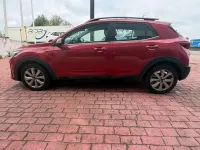 Usado Kia Stonic Plus 101 CV (74 kW) 2022 Rojo SUV
