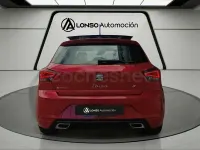 Usado Seat Ibiza FR 110 CV (80 kW) 2021 Granate Berlina
