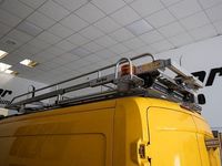 Usado Ford Transit Trend 131 CV (96 kW) 2018 Amarillo Berlina