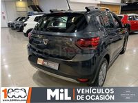 Usado Dacia Sandero Essentiel 91 CV (66 kW) 2022 Gris / plata Berlina